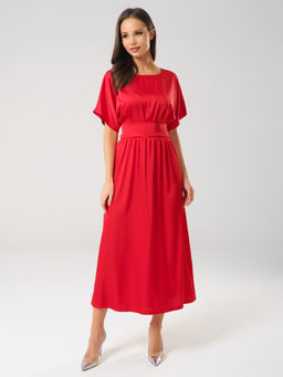 Платье с широким поясом