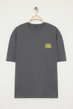 TRENDYOL MAN Antrasit Unisex Oversize/Genis Kesim Bask?l? %100 Pamuk T-Shirt TMNSS25TS00031 - Trendyolmilla фото 23