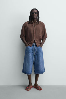 CAMISA RELAXED FIT ESTRUCTURA TEXTURA / Marr?n