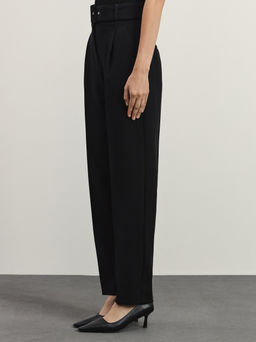 Брюки зауженные к низу с поясом / Zarina фото 3