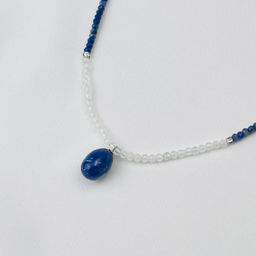 Чокер из Лазурита и Лунного камня с кулоном