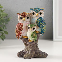 Фигурка полистоун «Семья цветных филинов на пне», 5.2×8×13 см