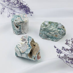 Кристалл из Мохового агата