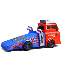 Робот трансформирующийся в грузовик, в коробке