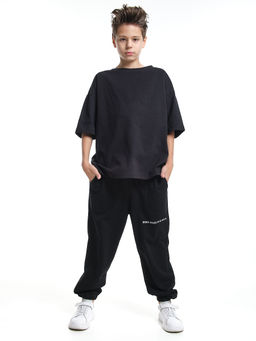 Универсальная базовая футболка оверсайз 22-1892 черный - Mini maxi фото 2