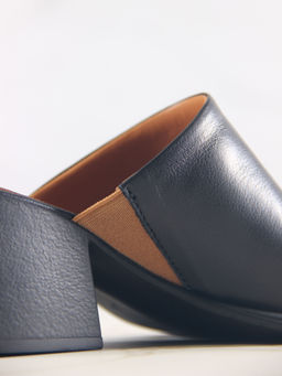 Сабо 5300.23663bl.Черный