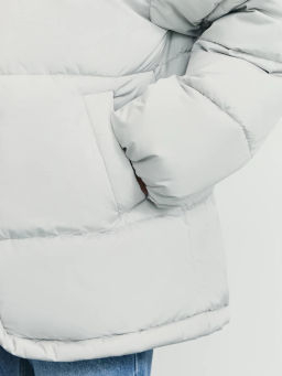 Куртка стеганая с капюшоном / Zarina