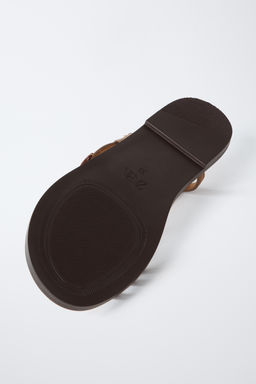 SANDALIA TIRAS FRUTAS / Marr?n