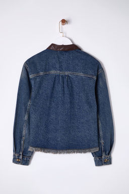 Koyu Mavi Etek Ucu Puskullu Kontrast Deri Yaka Vintage Crop Oversize Denim Ceket TWOSS25CE00026 - Trendyolmilla фото 8