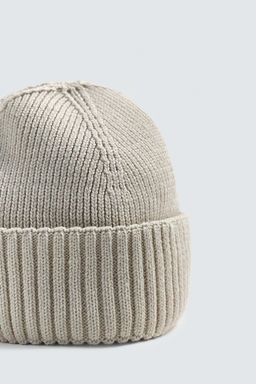 GORRO CORTO B?SICO / Crudo - Zara фото 3