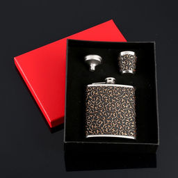 Подарочный набор 3 в 1 Завитки, чёрный с золотистым узором: фляжка 210 мл + воронка и рюмка