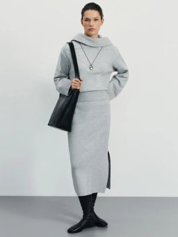 Джемпер с капюшоном с содержанием вискозы / Zarina