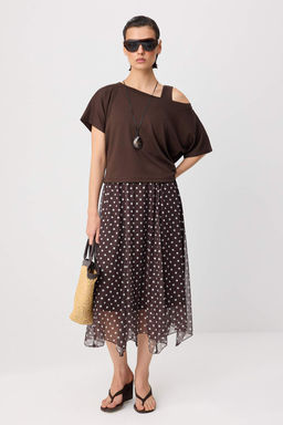 Kahverengi 2li T-shirtl_ Puantiyeli A-line Asimetrik Yaka Midi Astarl_ _rme Elbise TWOSS26EL01219