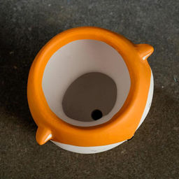 Горшок для цветов «Милая Лисичка в жёлтом комбинезоне» керамический, 330 мл, 6×11 см