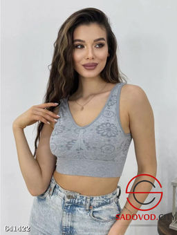 Топ тонкий с поролоном