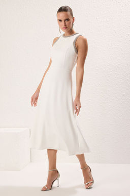 TRENDYOLMILLA Siyah A-Kesim Tas Aksesuarl? Dokuma Elbise TPRSS24EL00178