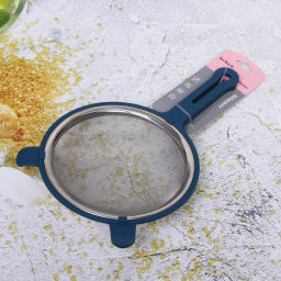 Цена за 4 шт. Сито металлическое в пластиковой оправе 16*25см