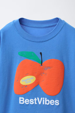 T-SHIRT WITH A RAISED APPLE DESIGN - Zara фото 4