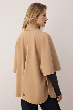 Bej Vucut Secmeyen Mono Kapama Oversize Midi Kase Kaban TWOAW26KB00064 - Trendyolmilla фото 6