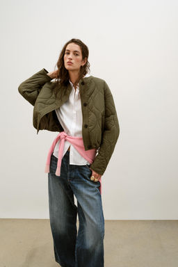 CAZADORA CORTA ACOLCHADA / Khaki