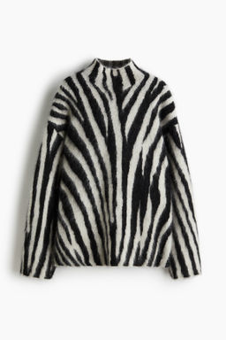 Jersey en mezcla de mohair con cuello perkins