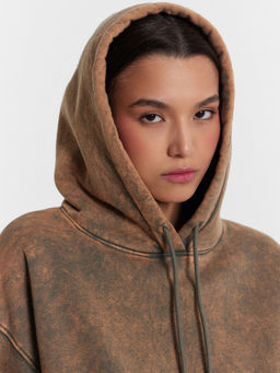 Худи женское хаки с обработкой эйсид хаки 122981 - Mark formelle фото 5