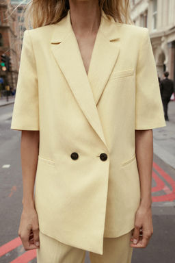 SHORT-SLEEVED TEXTURED BLAZER - Zara фото 3