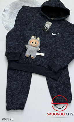 Спортивный костюм для девочки (кофта и штаны)
