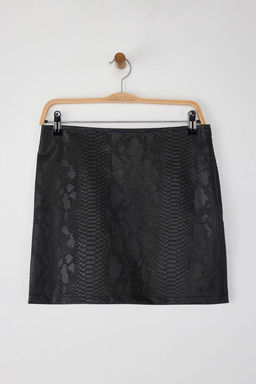 TRENDYOLMILLA Siyah Croco Suni Deri Kumas Mini Boy Dokuma Etek TWOAW25ET00033  фото 6