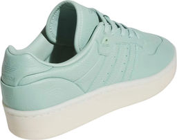 Кроссовки взрослые