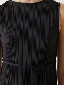 Bisiklet Yaka Dokulu Krinkle Elbise