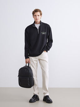 Dik Yaka Bask?l? Erkek Sweatshirt