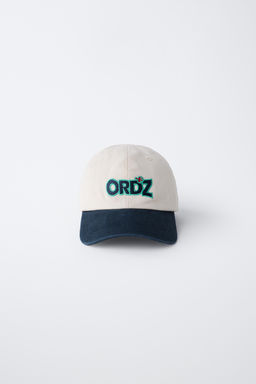 GORRA LOGO BORDADO / Crudo / Azul