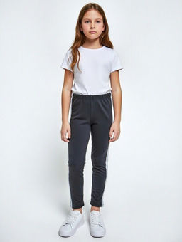 132-1 Брюки детские с лампасами