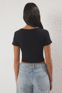 Siyah-Siyah Crop 2li Paket Slim/Vucuda Oturan Orme Bluz TWOSS23BZ00108