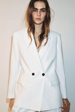 BLAZER CRUZADA OVERSIZE HOMBRERAS / Blanco - Zara фото 2