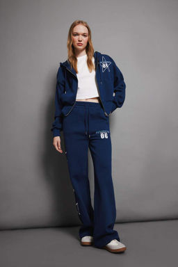 Крутой кардиган оверсайз из плотной ткани с капюшоном и принтом - Defacto фото 2