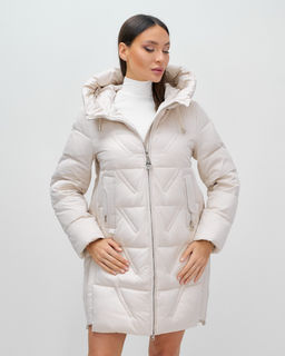 Куртка зимняя женская классическая с капюшоном бежевого цвета 7671B - Visdeer фото 3