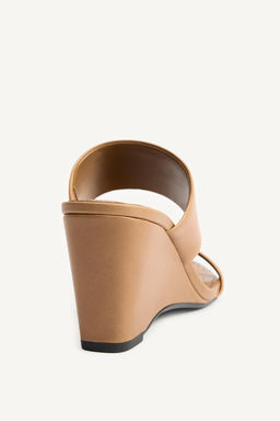 LTHR WD STDS WDG - Zara фото 7