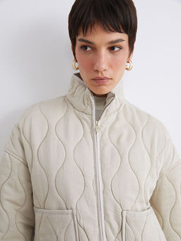 Dik Yaka Kapitone Oversize Kad?n Mont