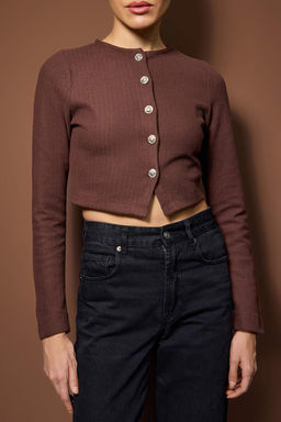 Bej Fitted/Vucuda Oturan Crop Dugme Detayl? F?rcal? Pointel Esnek Orme Bluz TWOAW26BZ00113 - Trendyolmilla фото 13