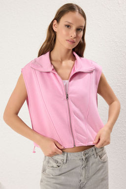 TRENDYOLMILLA Antrasit Relaxed/Rahat Kal?p Fermuarl? Dik Yaka Ay Kol Kal?n Yelek TWOSS24YE00011