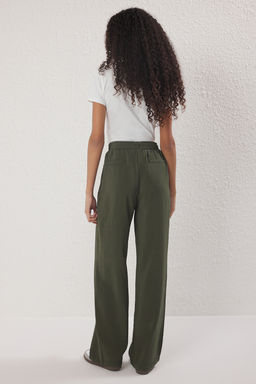Haki Yumusak Tuseli Kemerli Wide Leg/Genis Paca Pantolon TWOSS25PL00112