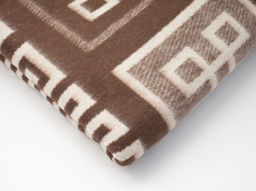 Одеяло байковое в канте 140*205 жаккард "Греция" цв. коричневый (Россия ВВТ)