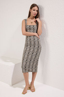 Kahverengi Animal Desenli Kare Yaka Bodycone/Vucuda Oturan Midi Orme Elbise TWOSS25EL00230 - Trendyolmilla фото 2