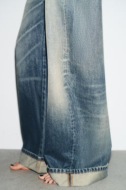 TRF BAGGY FOLDED RIPPED MID-WAIST JEANS - Zara фото 15