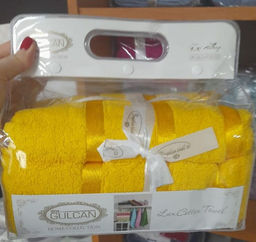 Комплект полотенец (подарочная упаковка) Gulcan SWAN 2 шт. (50x90, 70x140) ФИОЛЕТОВЫЙ