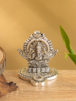 Подставка под благовония «Ганеша в храме», 6.5×7.5×8.5 см, алюминий