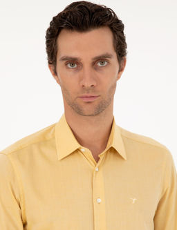 Желтая оксфордская рубашка приталенного кроя из смесового кашемира - Cacharel фото 2