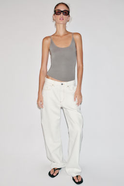 TOP TIRANTES FINOS / Gris perla